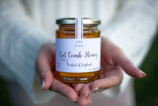 Cut comb honey